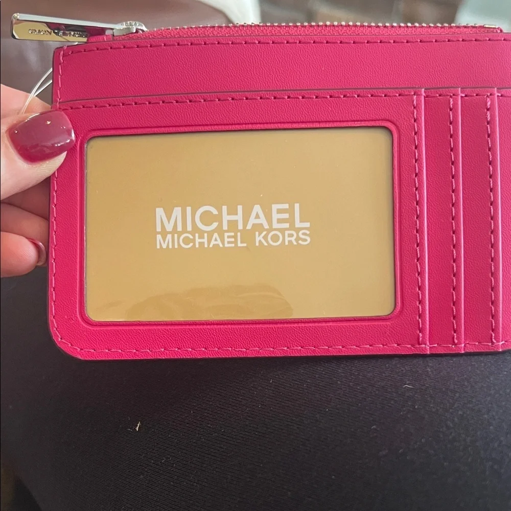 NWT Michael Kors Carmela Medium Crossbody/Shoulder Bag with Matching Cardholder